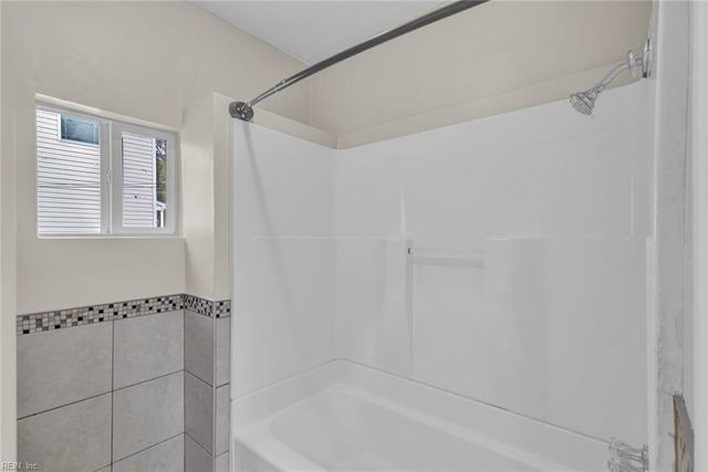 1705 Shell RD, Hampton, VA 23661