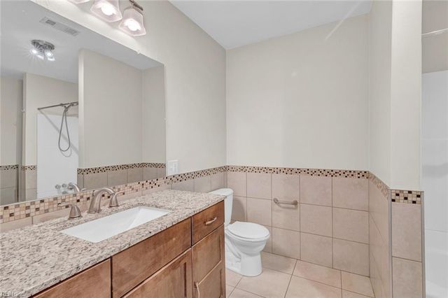 1705 Shell RD, Hampton, VA 23661