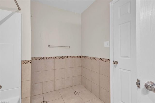 1705 Shell RD, Hampton, VA 23661