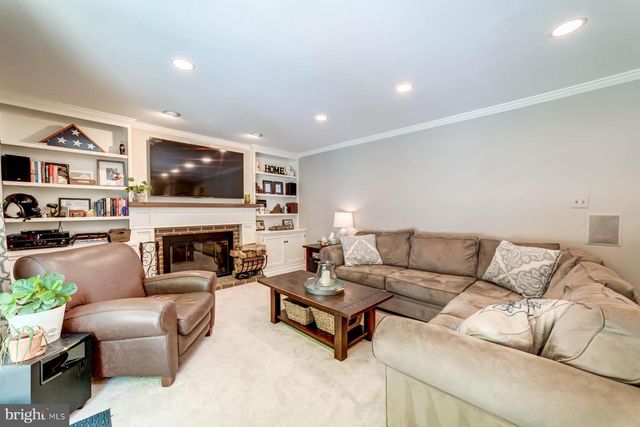 13930 S SPRINGS DR, Clifton, VA 20124