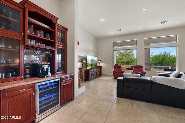 14 W SUMMERSET Drive, Phoenix, AZ 85085