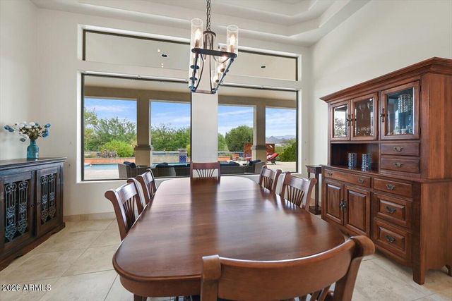 14 W SUMMERSET Drive, Phoenix, AZ 85085