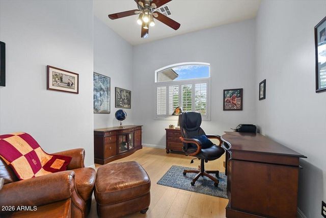 14 W SUMMERSET Drive, Phoenix, AZ 85085