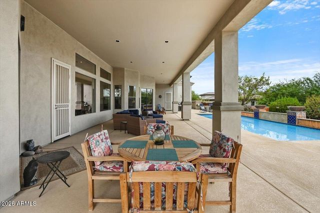 14 W SUMMERSET Drive, Phoenix, AZ 85085