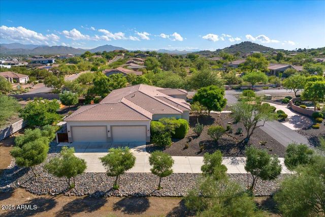 14 W SUMMERSET Drive, Phoenix, AZ 85085