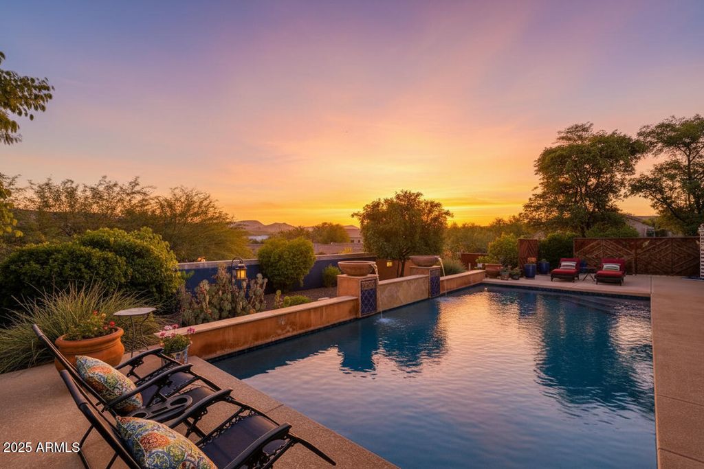 14 W SUMMERSET Drive, Phoenix, AZ 85085 — photo 2