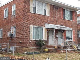1525 FORT DUPONT ST SE, Washington, DC 20020
