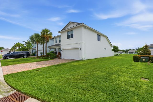5322 YELLOW WATER LILY Court, Lake Worth, FL 33467