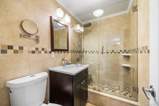 1785 215th Street 4L, Bayside, NY 11360