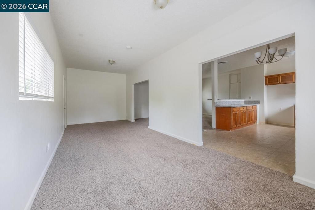 Image 3 of property listing at 6118 Rutland Dr, Carmichael, CA 95608