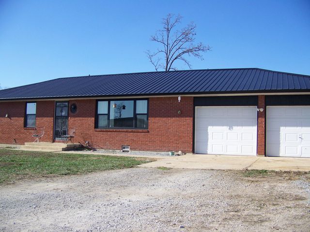 12409 State Route E, West Plains, MO 65775