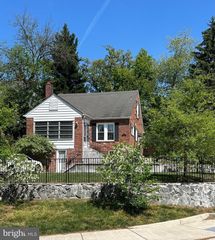 1301 N KIRKWOOD, Arlington, VA 22201