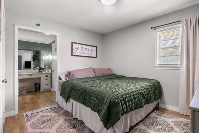 1112 Bridgette St, Paris, TN 38242