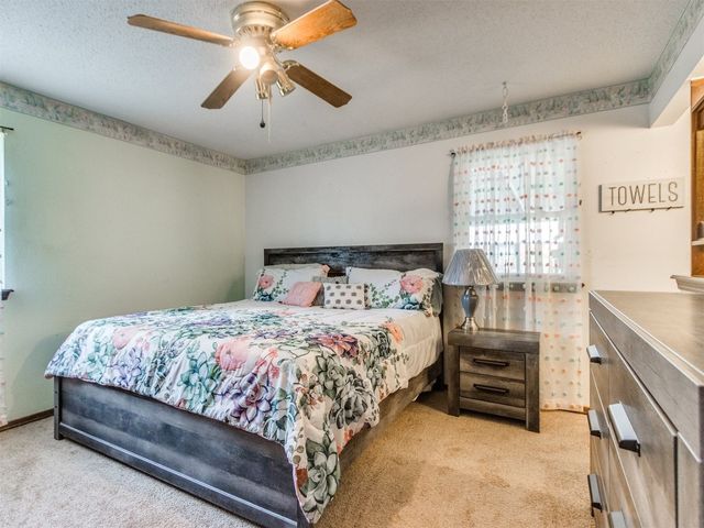 3900 Chetwood Drive, Del City, OK 73115