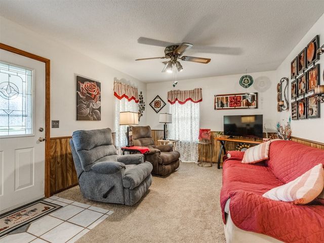3900 Chetwood Drive, Del City, OK 73115