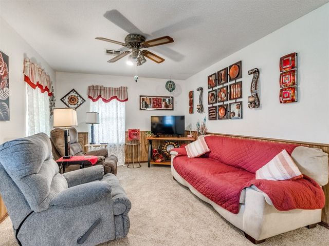 3900 Chetwood Drive, Del City, OK 73115