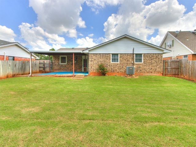 3900 Chetwood Drive, Del City, OK 73115