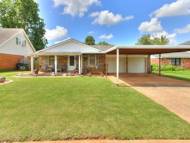 3900 Chetwood Drive, Del City, OK 73115