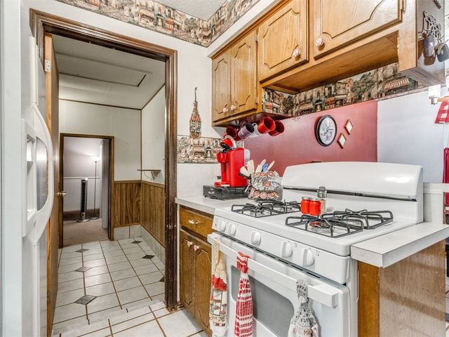 3900 Chetwood Drive, Del City, OK 73115