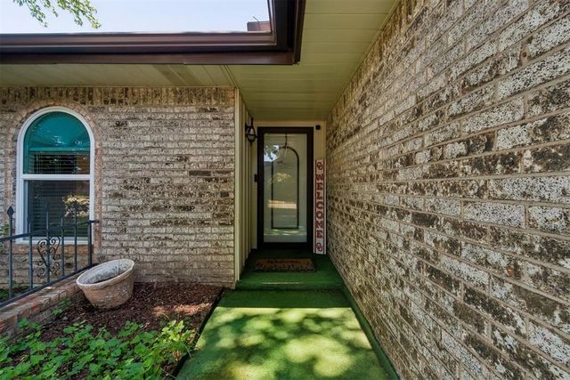 5113 Beacon Hill Road, Oklahoma City, OK 73135