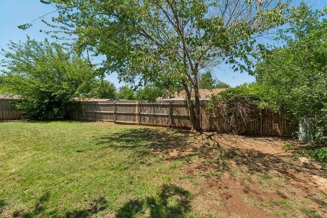 5113 Beacon Hill Road, Oklahoma City, OK 73135