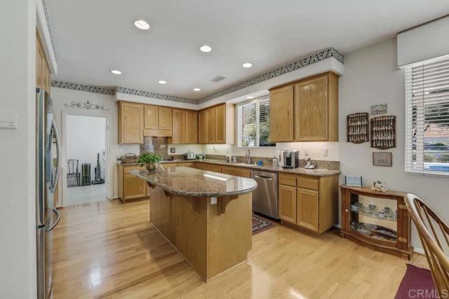 1502 Glasgow Lane, Escondido, CA 92027