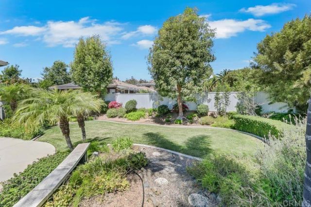 1502 Glasgow Lane, Escondido, CA 92027