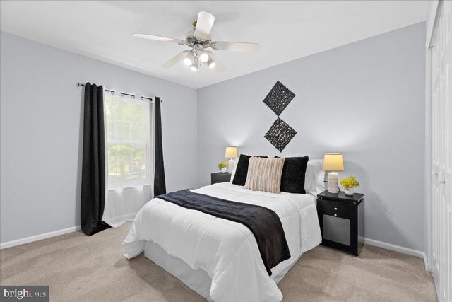 21 CAMBRIDGE CT, Princeton, NJ 08540