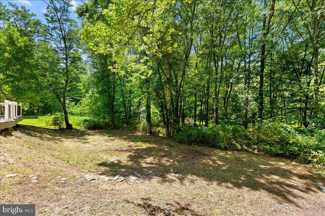 21 CAMBRIDGE CT, Princeton, NJ 08540