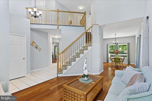 21 CAMBRIDGE CT, Princeton, NJ 08540