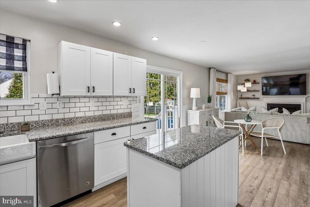 7338 ARGONNE DR, Marriottsville, MD 21104