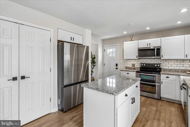 7338 ARGONNE DR, Marriottsville, MD 21104