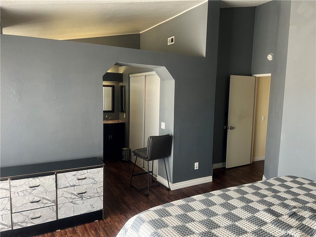 Image 12 of property listing at 13073 Snowview, Victorville, CA 92392