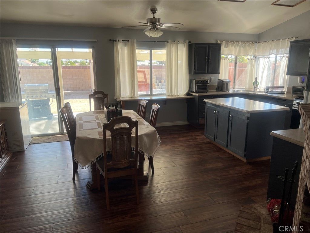 Image 16 of property listing at 13073 Snowview, Victorville, CA 92392