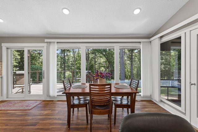 13 Overlook Road, Dellwood, MN 55110