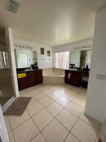 3607 Kariba Court, Kissimmee, FL 34746