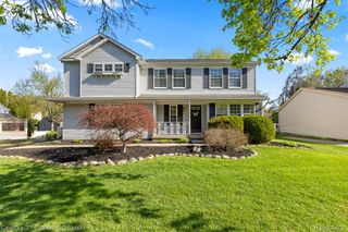 8095 S Huron River Drive, York Charter Township, MI 48197