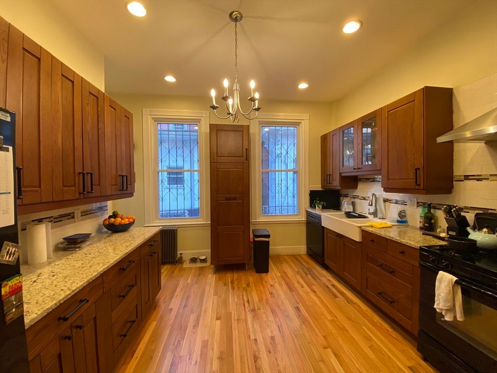 19 Clifford, Boston, MA 02119