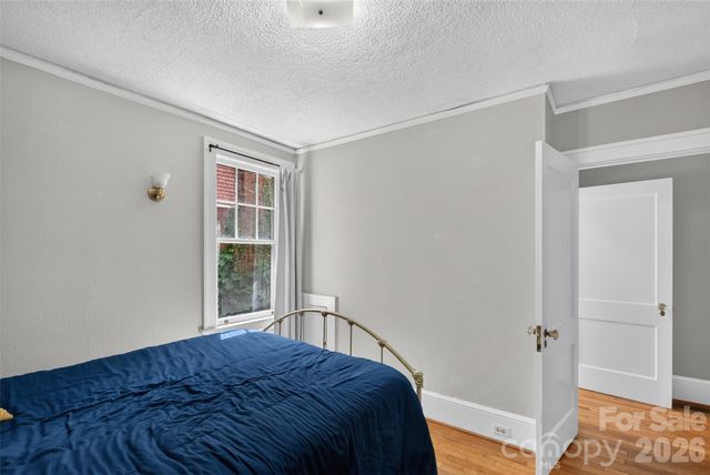 70 Saint Dunstans Circle, Asheville, NC 28803