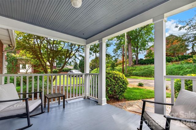 70 Saint Dunstans Circle, Asheville, NC 28803