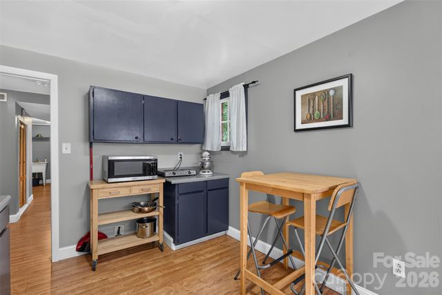 70 Saint Dunstans Circle, Asheville, NC 28803