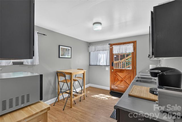 70 Saint Dunstans Circle, Asheville, NC 28803