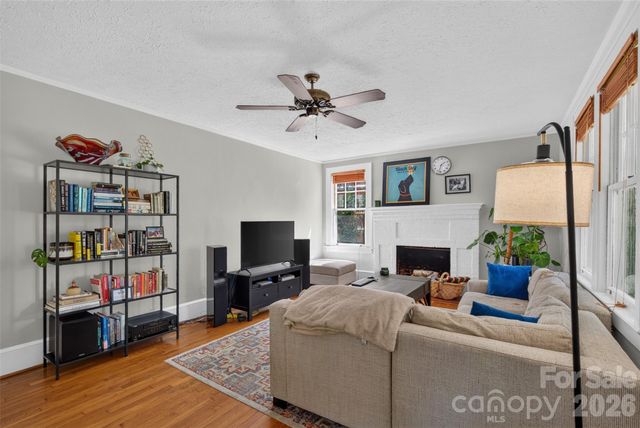 70 Saint Dunstans Circle, Asheville, NC 28803
