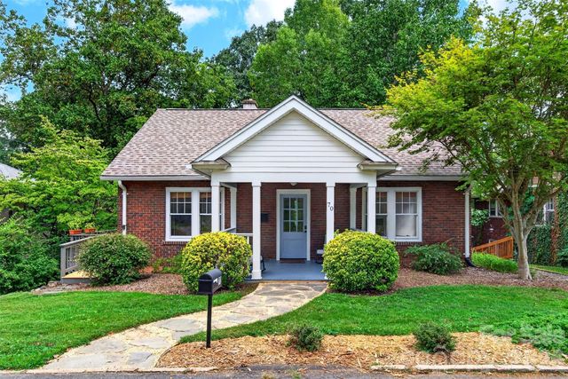 70 Saint Dunstans Circle, Asheville, NC 28803