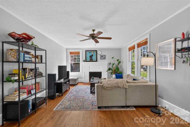 70 Saint Dunstans Circle, Asheville, NC 28803