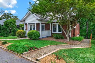 70 Saint Dunstans Circle, Asheville, NC 28803