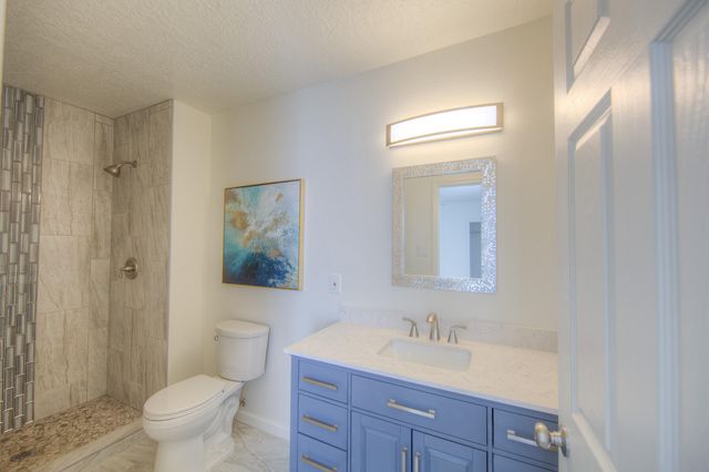 327 Homesite Lane NW, Albuquerque, NM 87114