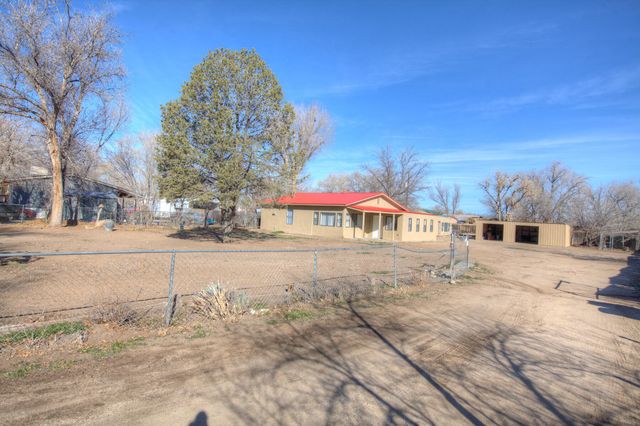 327 Homesite Lane NW, Albuquerque, NM 87114