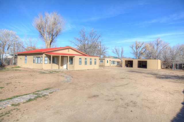 327 Homesite Lane NW, Albuquerque, NM 87114