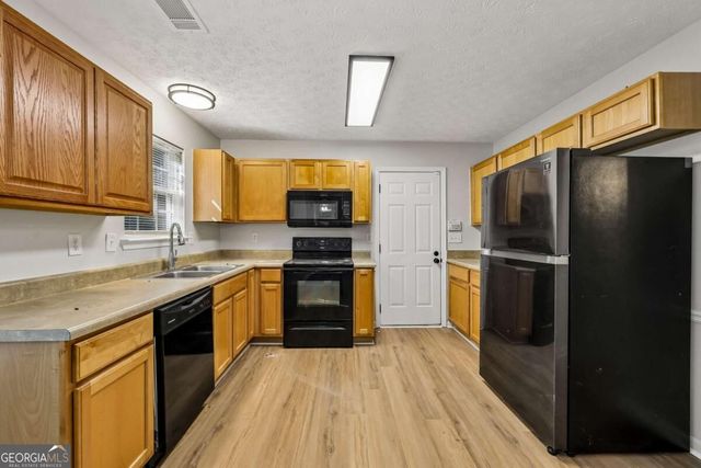4368 Gray Raptor Circle, Snellville, GA 30039